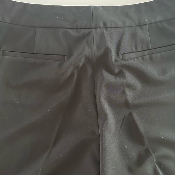 Cuffed mid-rise black pants with a slight nylon finish - Picture 6 of 6